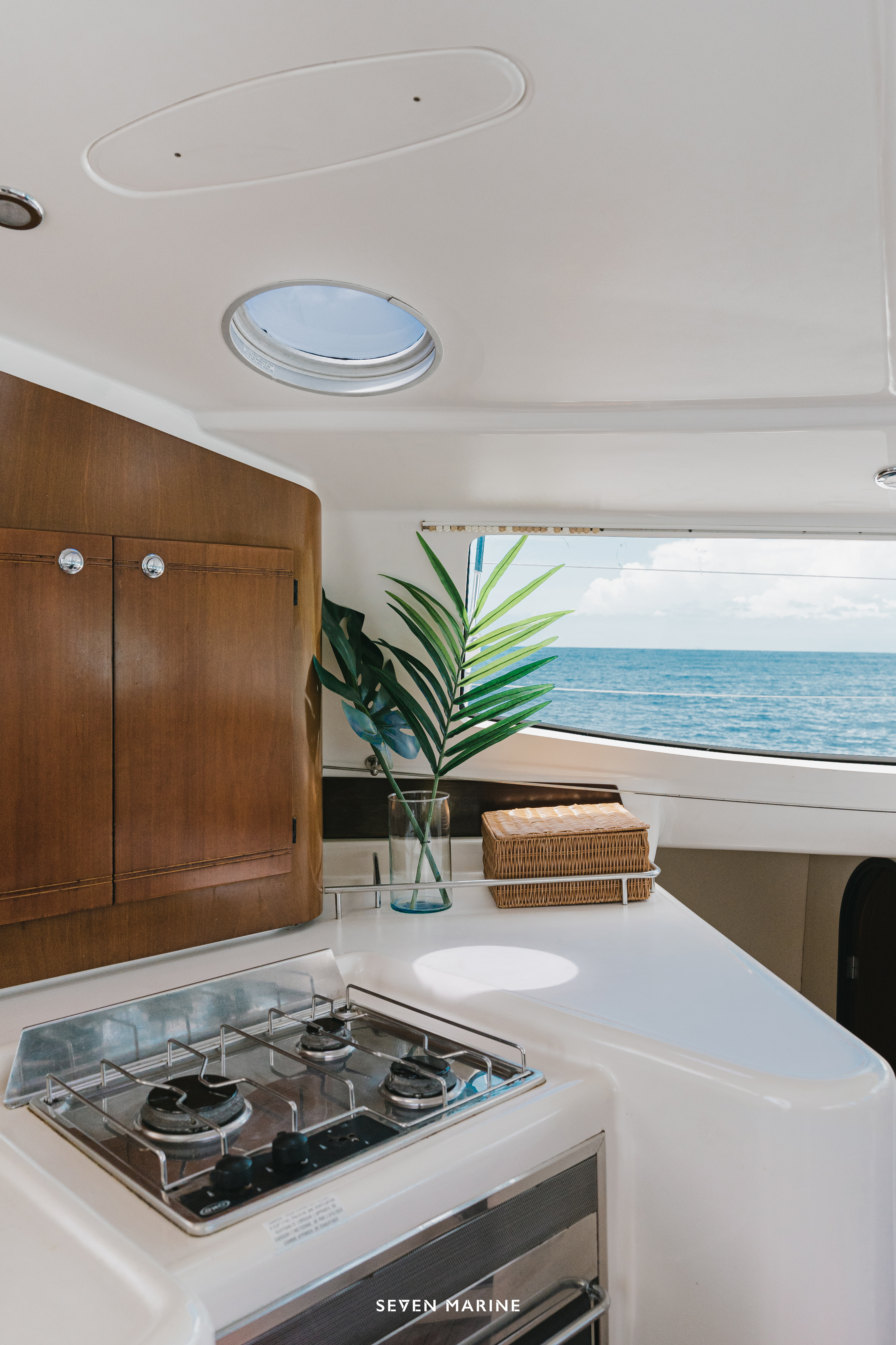 Standard Catamaran Charter – COCO (40 ft.) & TAHAA (42 ft.)