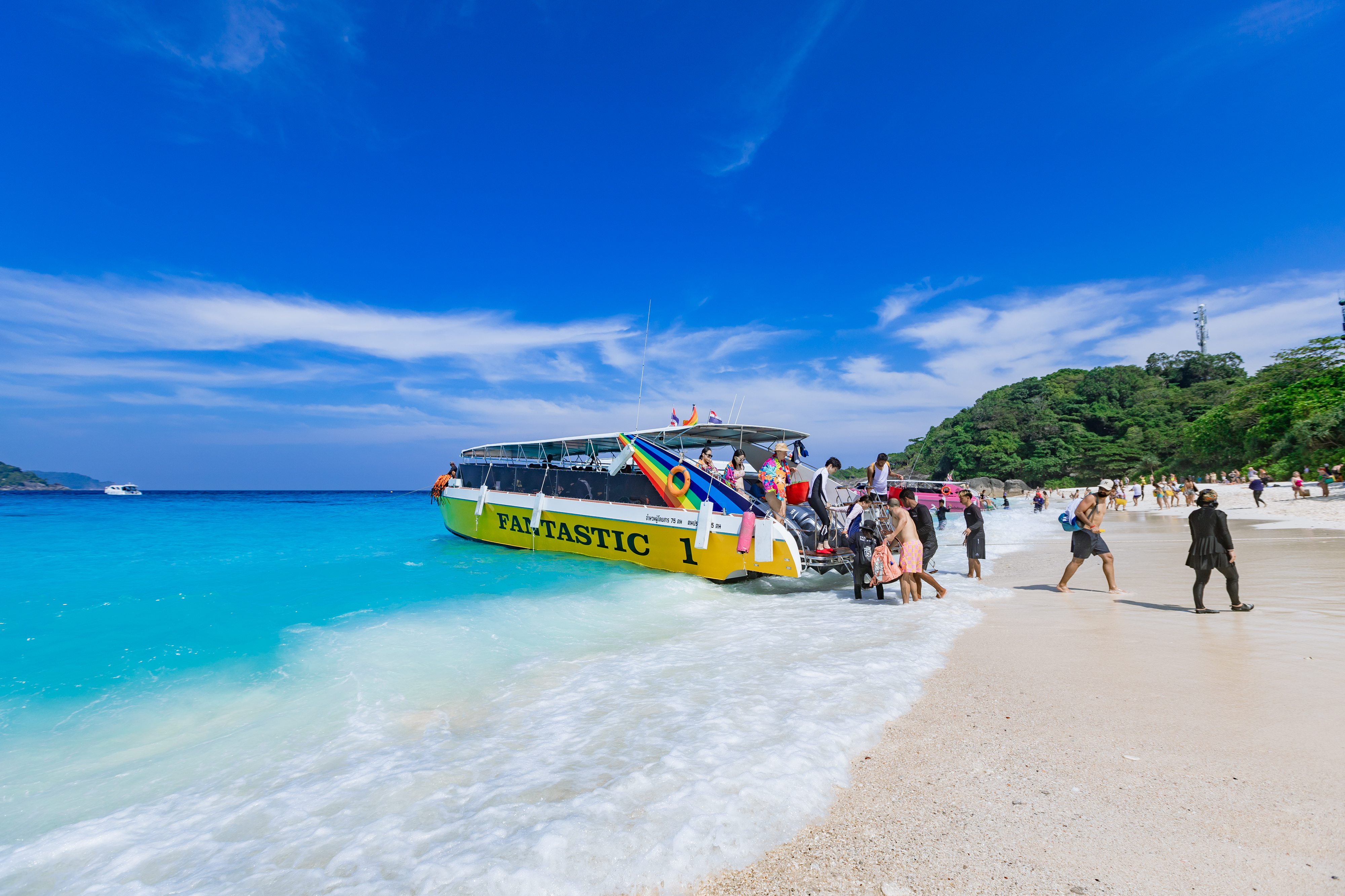 SIMILAN ISLAND BY SPEEDBOAT