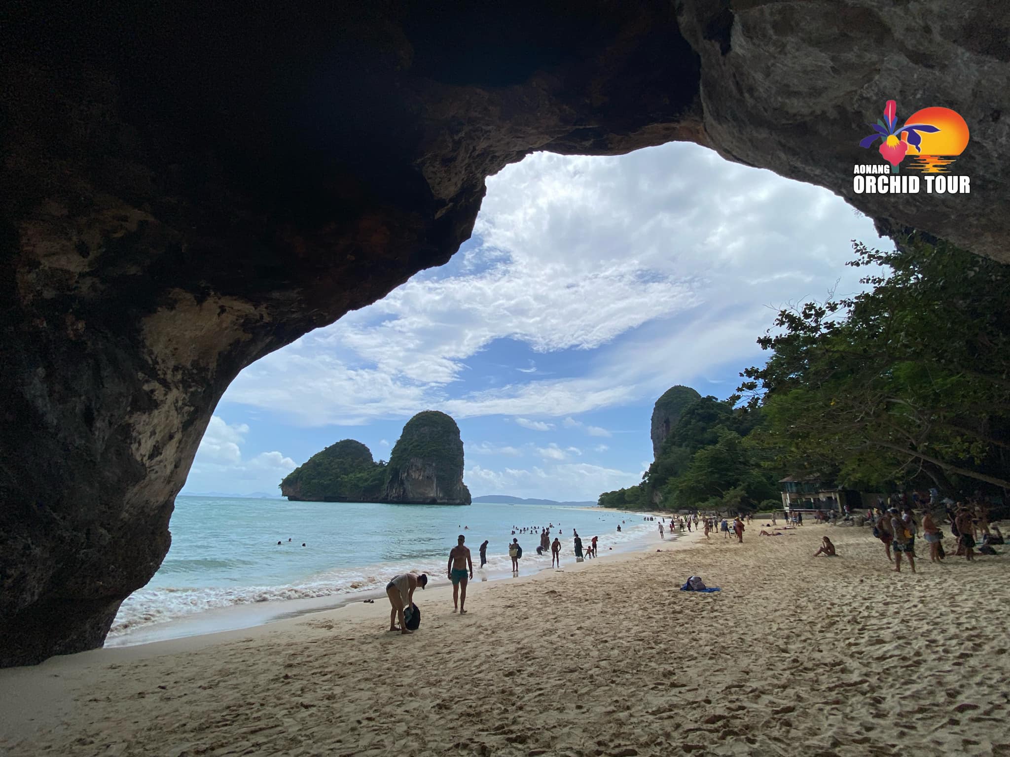 ONE DAY TRIP – 4 ISLANDS TOUR (KRABI)