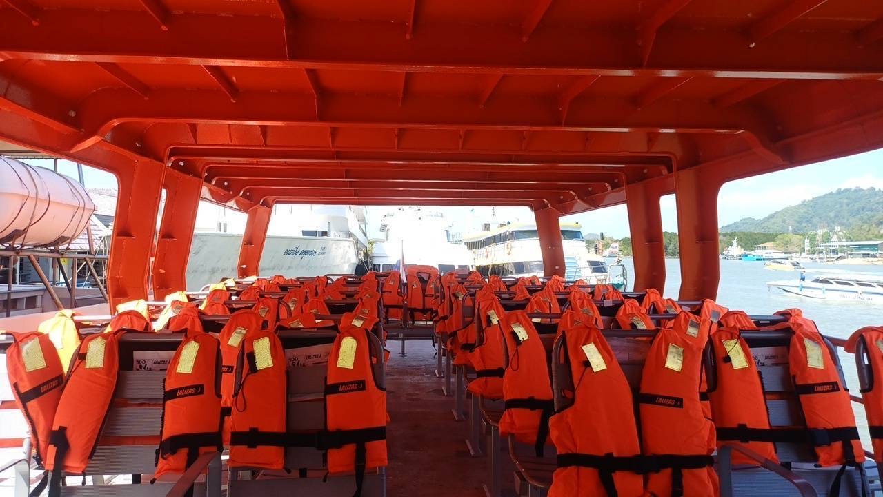 BOAT TRANSFER PHUKET – PHI PHI AND PHI PHI - PHUKET